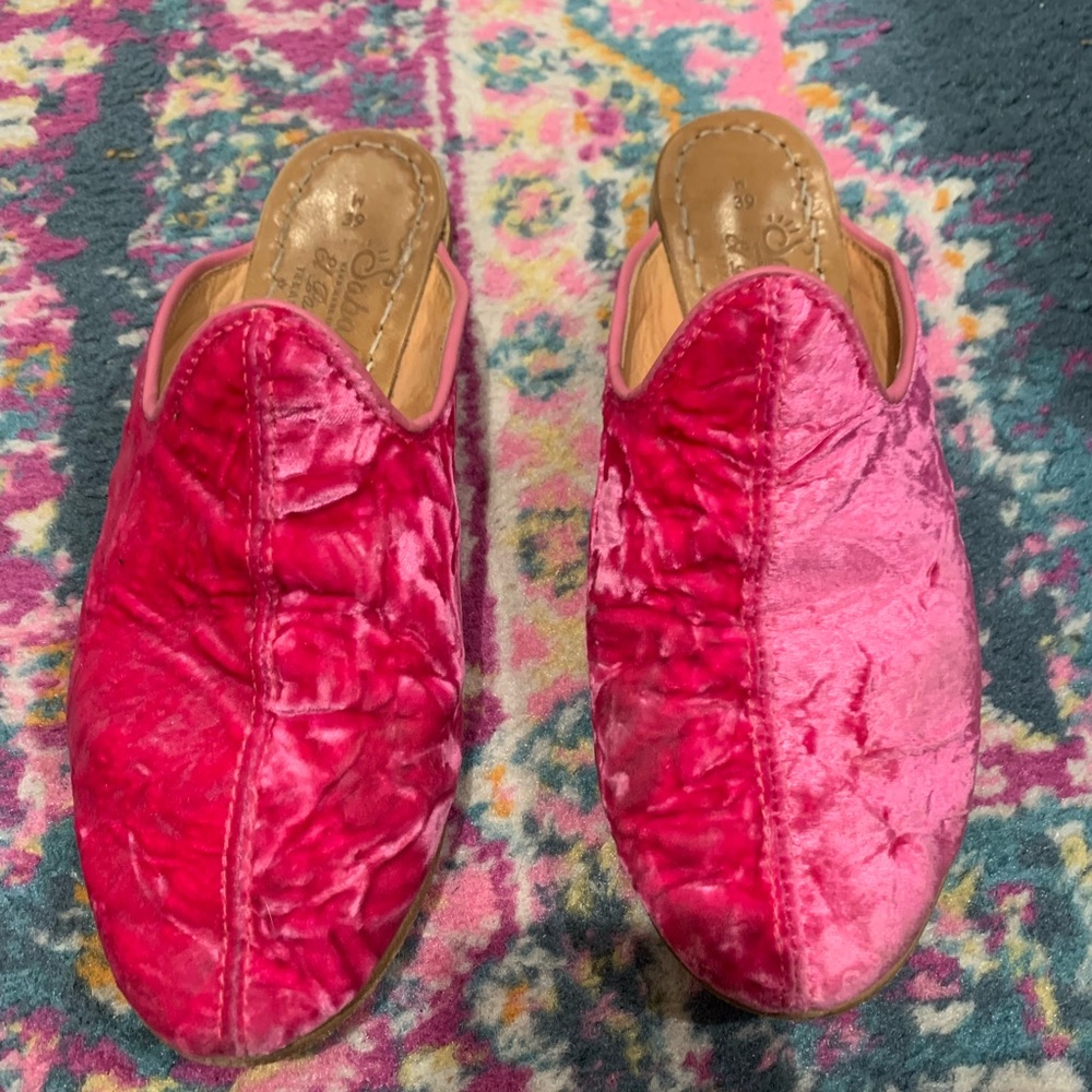Sabah crushed Velvet Women's Mules